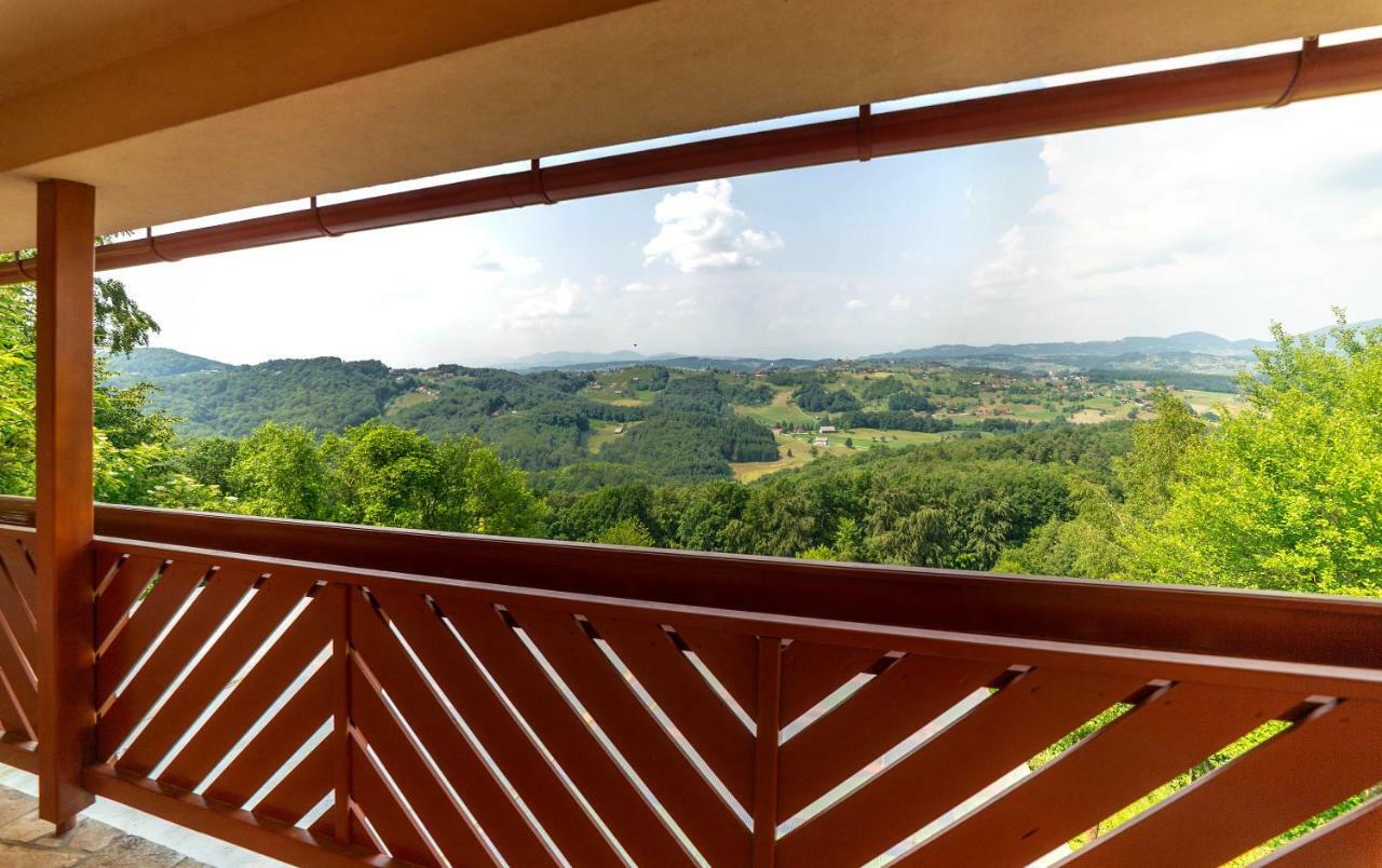 Planinca -Hisa Z Razgledom Appartement Smarje pri Jelsah Buitenkant foto
